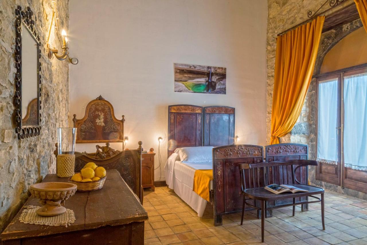 Masseria Fortificata Lo Zafferaneto Buccheri Eksteriør bilde